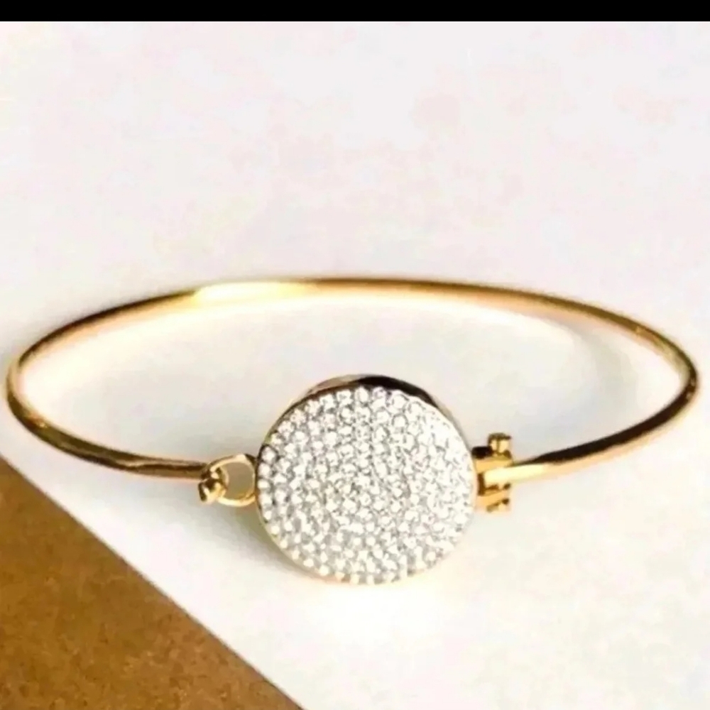 STUNNING MICHAEL KORS STATEMENT BRACELET - Picture 2 of 6